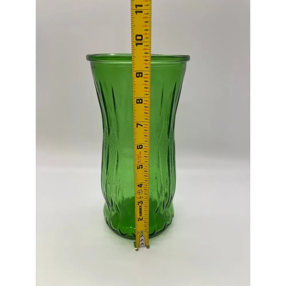 Vintage CFG Emerald Green Wide Mouth Diamond Leaf Pattern Vase 9.5